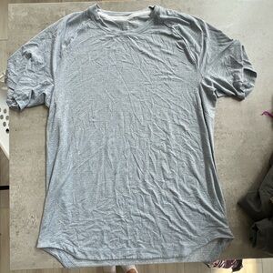 Men's Lululemon SS Shirt | size Large/Xlarge